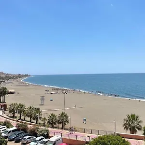moderno-piso-a-pie-de-playa-3-dormitorios-con-wifi.1costadelsol.com/